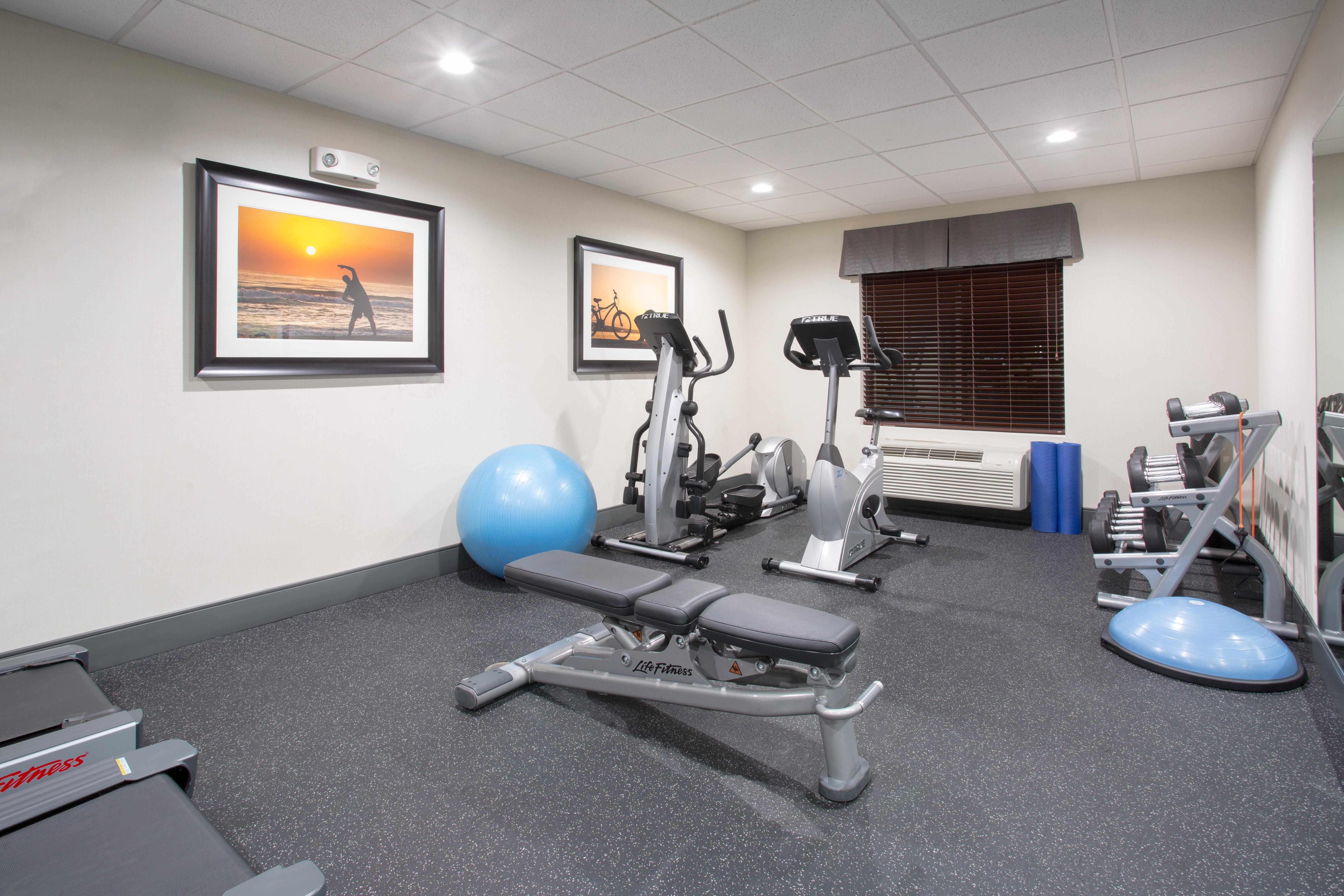 Holiday Inn Express Hotel & Suites Concordia Us 81 By Ihg Extérieur photo